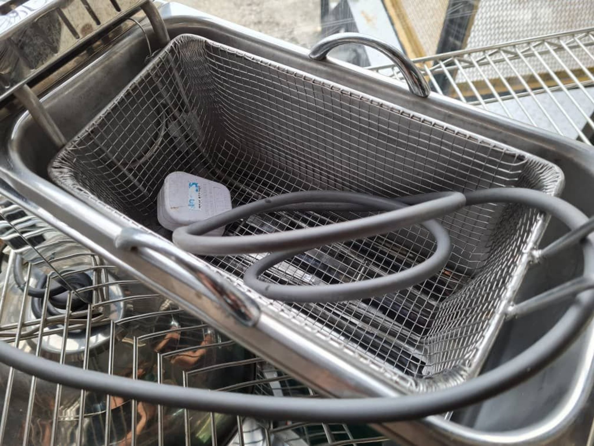 Deep Fryer (Made in Malaysia) • Murah Kitchen Marketplace Malaysia