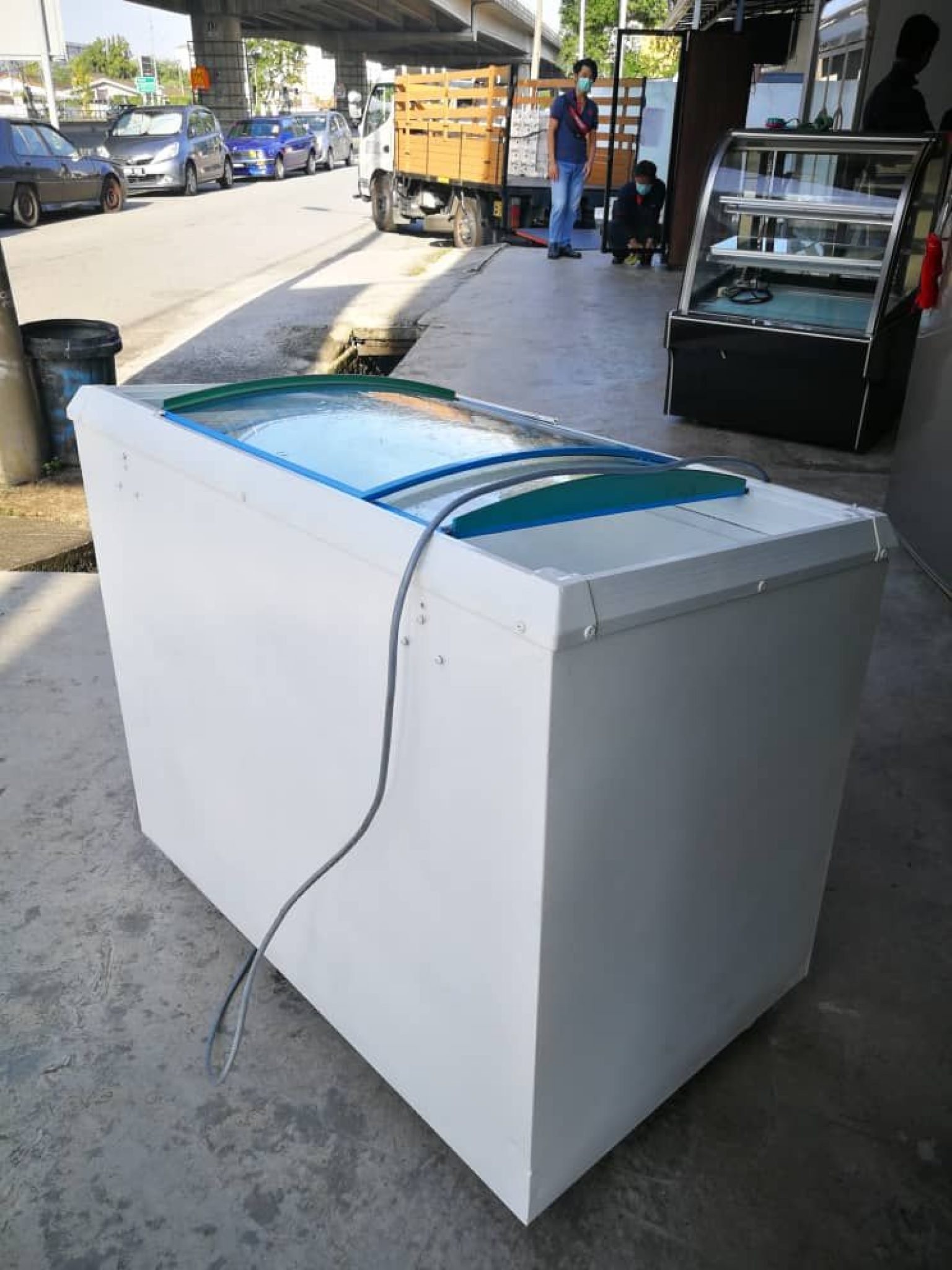 SOLD! Sliding Glass Door Chest Freezer • Murah Kitchen Marketplace Malaysia